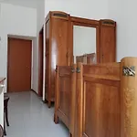 Residenza Santa Valeria Πανσιόν Caglio