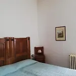 Residenza Santa Valeria Πανσιόν Caglio