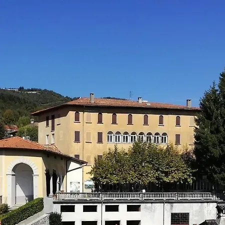 Residenza Santa Valeria Gæstehus Caglio