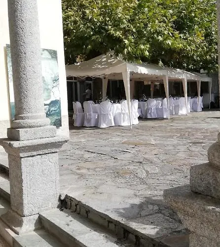 Residenza Santa Valeria Гостевой дом Caglio