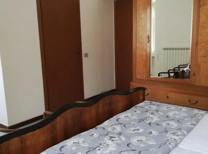 Residenza Santa Valeria Гостевой дом 3*